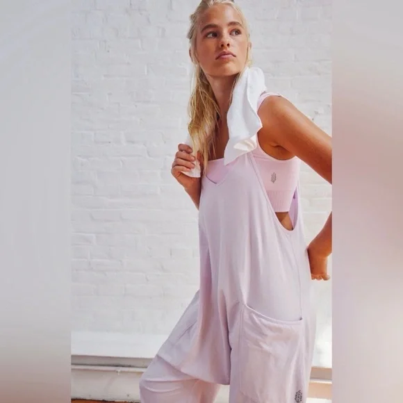 NWOT🌹FP MOVEMENT Hot Shot Onesie in Rose Quartz - Picture 2 of 4